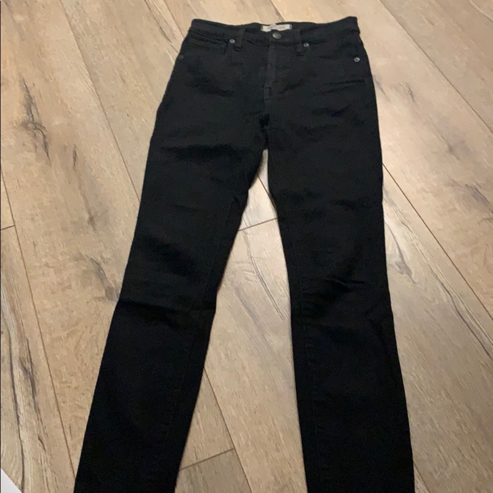 New, never worn made well black jeans